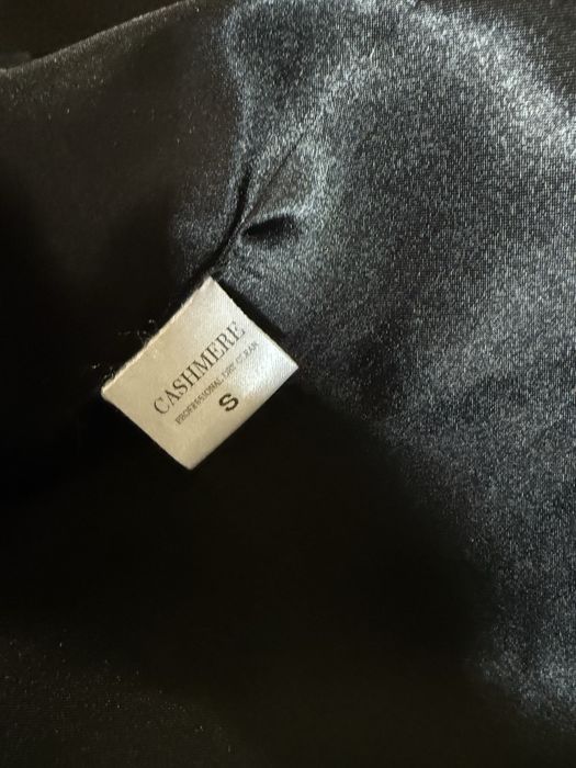 Черно кашмирено палто с пух