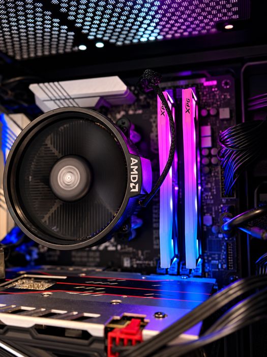 Gaming PC Ryzen 5 3600X / RX 580 8GB / 16GB RGB / X570 / SSD