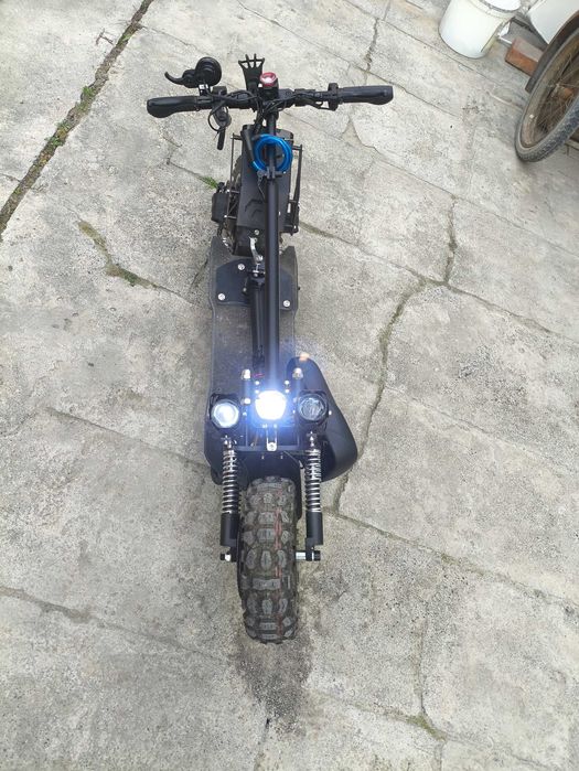 Электросамокат. Kugoo m5