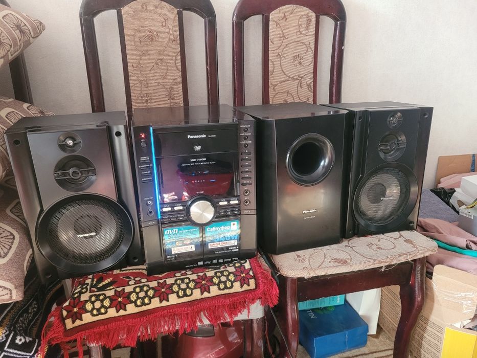 Muzikalniy sentr pqnasonik