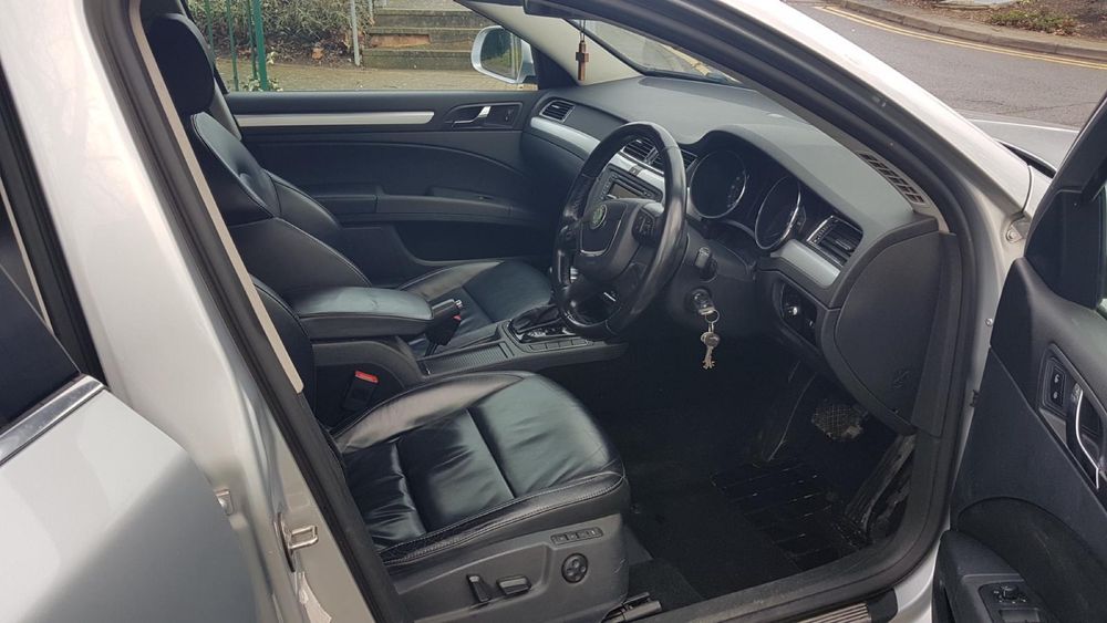 Skoda superb 2. 2012  2.0 Tdi  Dsg