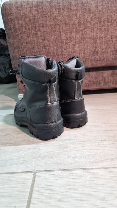 Bocanci de protecție Goliath Groundmaster – Noi – bombeu metalic