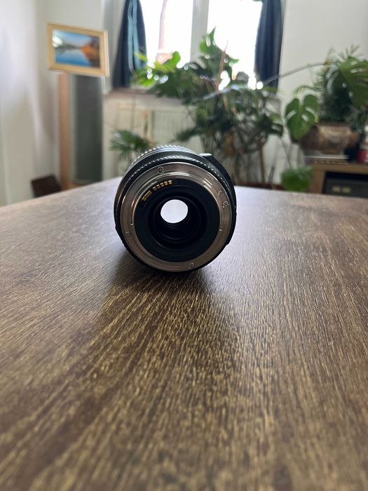 Obiectiv Canon EF 70-300