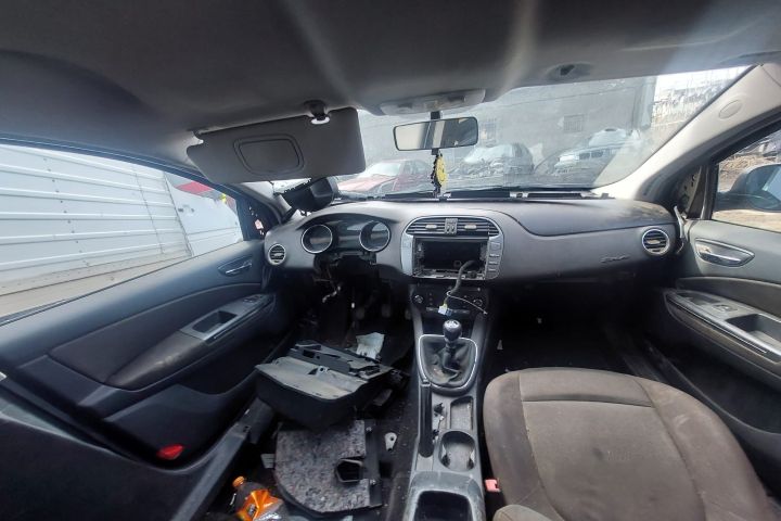 Radio cd Fiat Bravo 2007 1.9 16v Multijet 115 (120 hp) 5MT