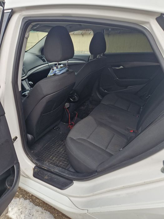 Hyundai i40 an 2014 motor 1.7 crdi 136 cp proprietar in acte