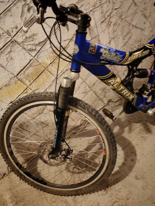 Vând bicicletă ALTRIX
