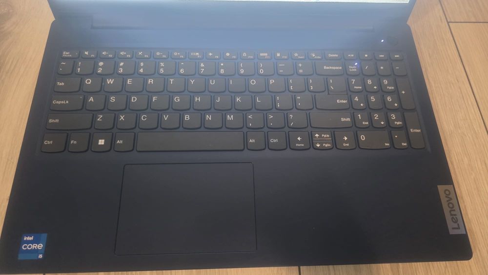 Laptop lenovo IdeaPadSlim
