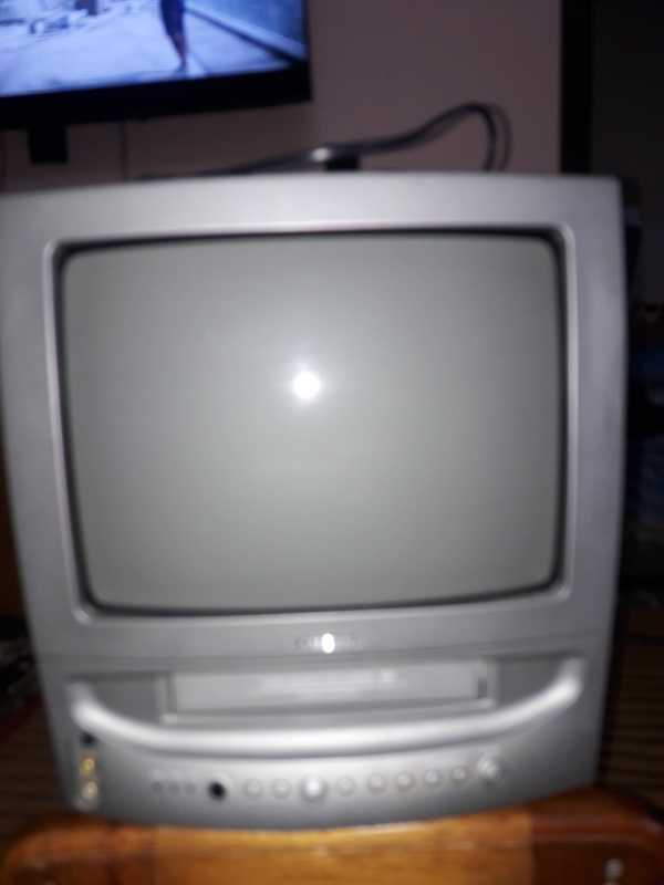 Куплю телевизор ташкент. Самсунг двойка телевизор 1999-2000. Видеодвойка Samsung 1998 г. Видеодвойка Samsung TW-15x5bq. Самсунг двойка телевизор 1999-2000 квадратный.