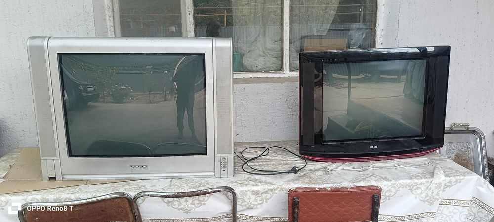 Продам телевизор LG