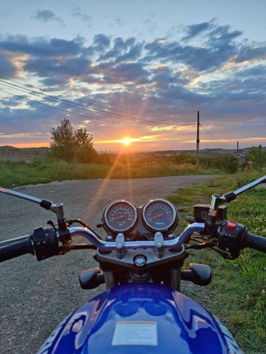 Vând motocicletă Suzuki GS 500 E din 2003