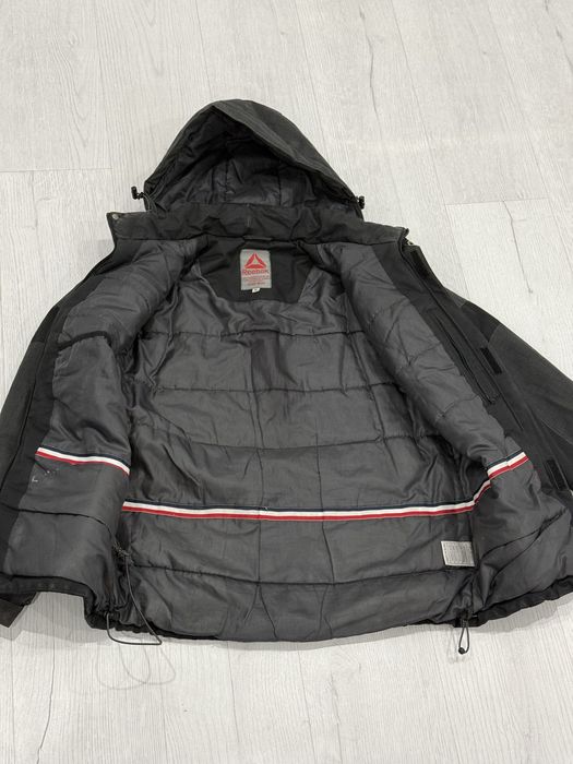 Куртка reebok размер М