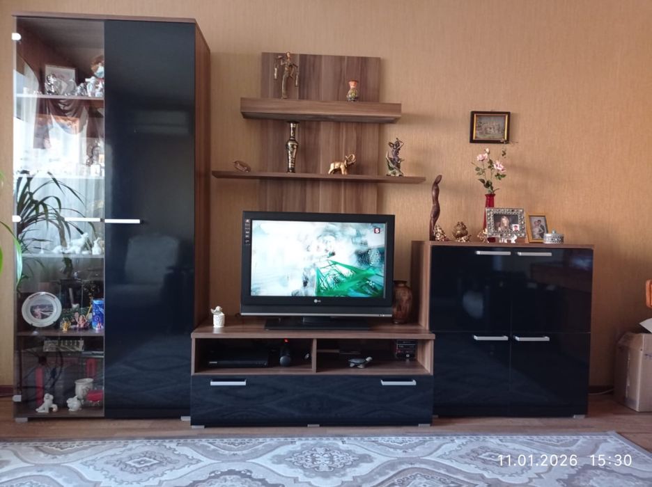 Продам стенку в отличном состоянии