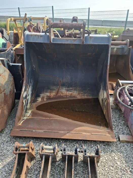 Cupă excavator prindere S70 nefolosita