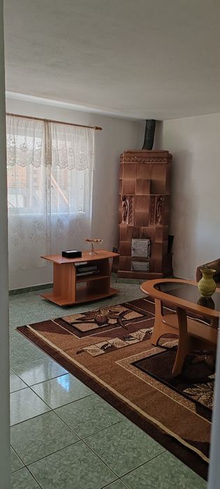 Casă de vânzare în Comuna Bezdead, Jud. Dâmbovița, Pucioasa
