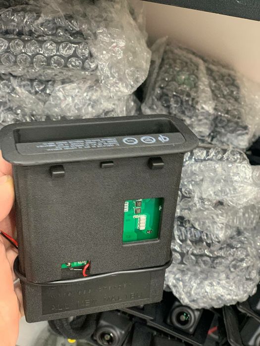 Malibu 2 bez pravodnoy zaryadka