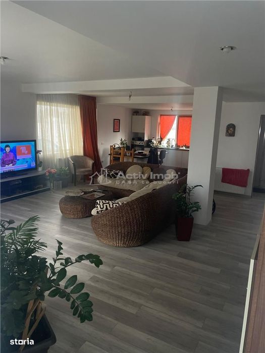 Casa moderna - Buftea - 5 camere - 3 bai - 180mp - 500mp teren