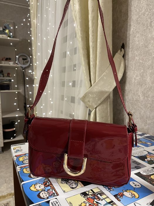 Женские сумочки ДО 2500 ТГ