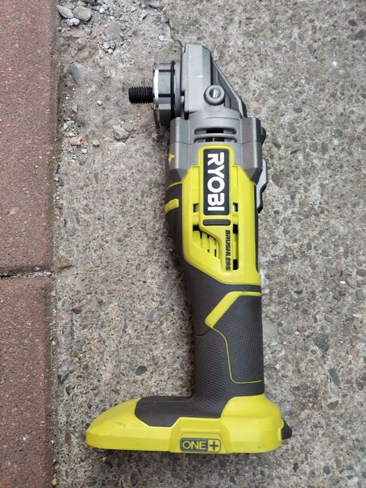 Flex ryobi 18 V perfect functional se vinde doar corpul fara acumulator pret 250 de lei