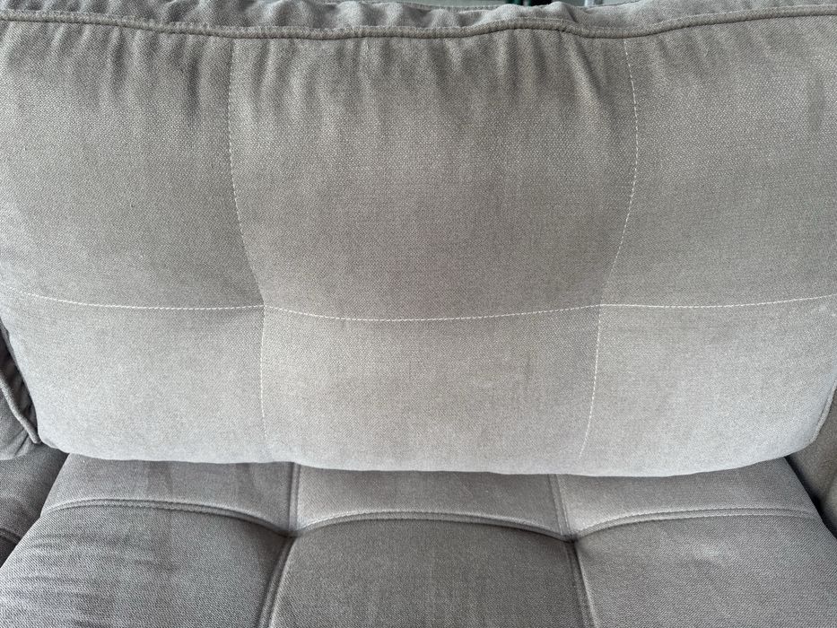 Срочно продам диван