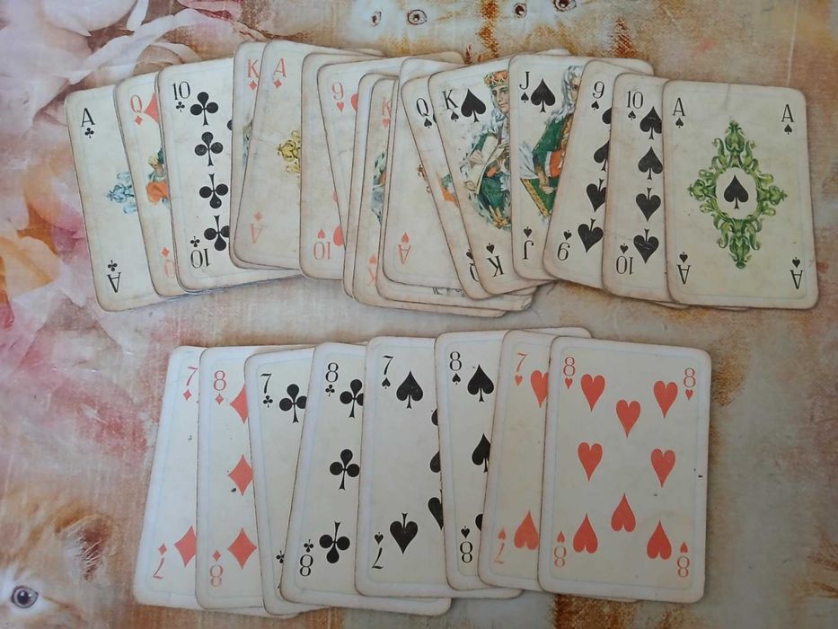 Стари немски карти за игра ROKOKO 160, оригинал COEUR DDR