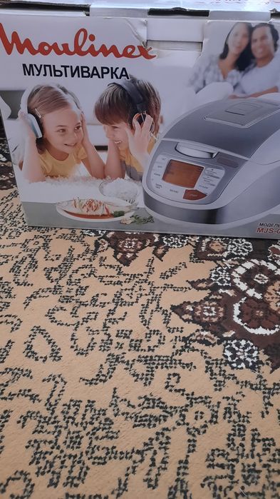 Мультиварка новая