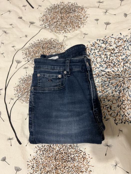 Blugi Calvin Klein