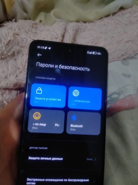 Продам телефон..