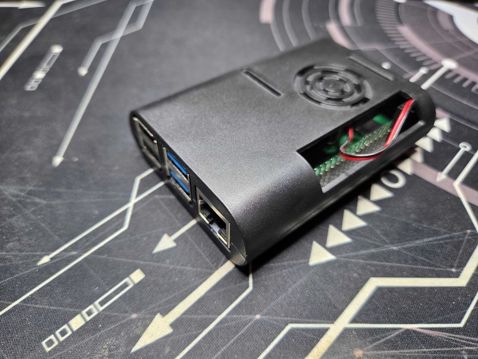 Raspberry Pi 4 Model B (4GB RAM)