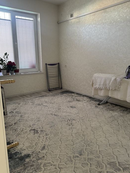 Shofayzda joylashgan yanggi qurilgan pod klyuch uyimni sotaman