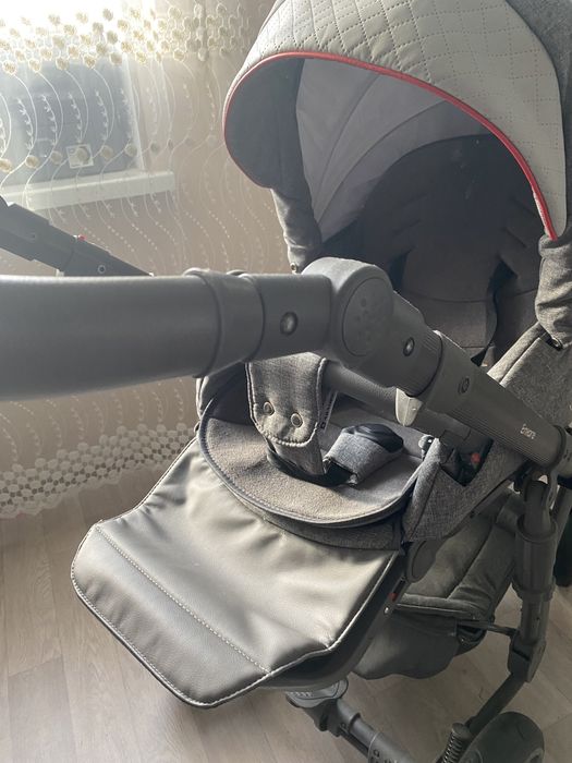 Коляска универсальная 2 в 1