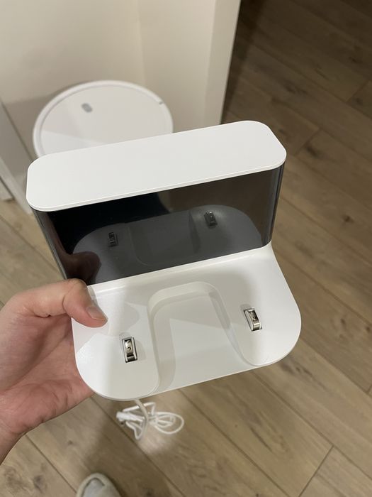 Продам робот-пылесос Xiaomi Robot Vacuum E10