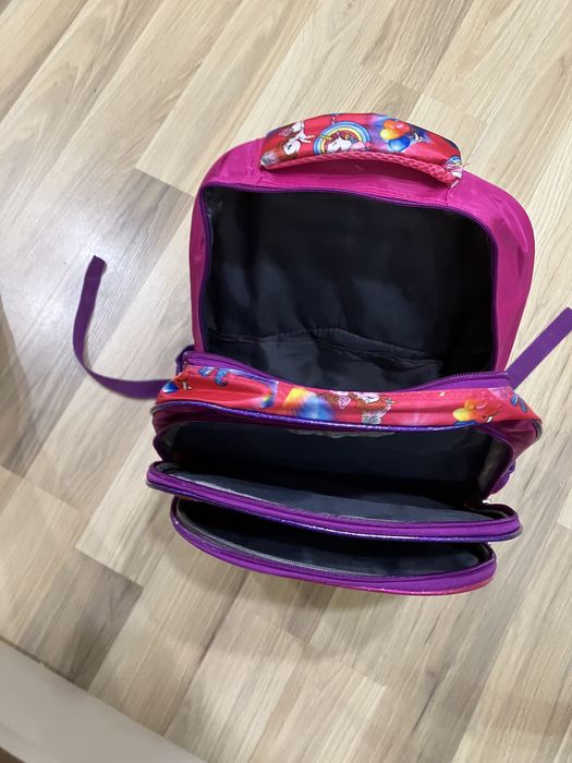 Разпродажба! Светеща ученическа раница - Еднорог