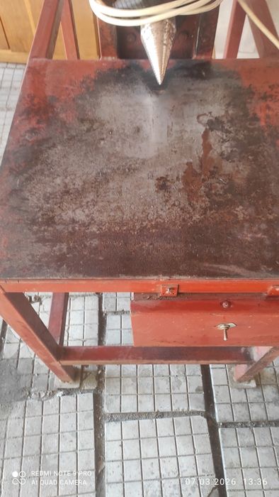 Машина за цепене на дърва