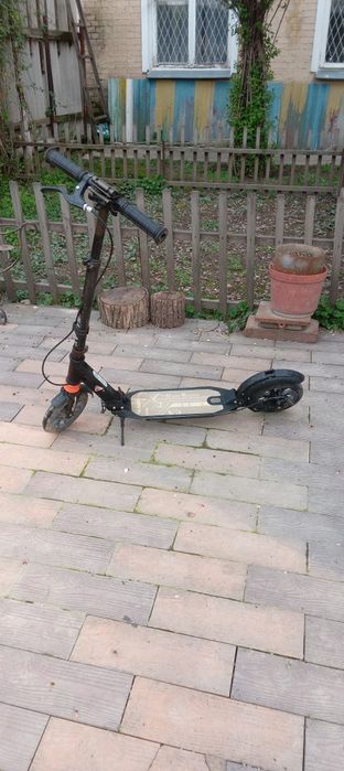 Самокат хороший бу