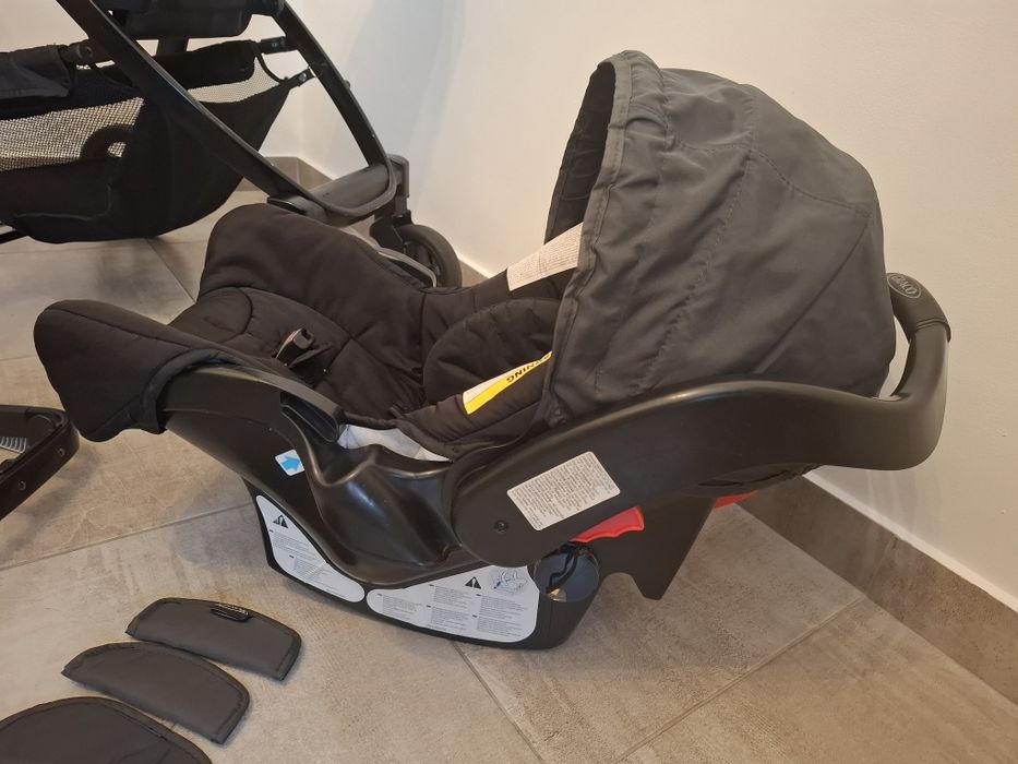 Căruț și scoică Graco evo în stare bună cu husă iarnă, vară.