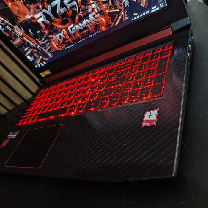 Игровой ноутбук Acer Nitro Ryzen