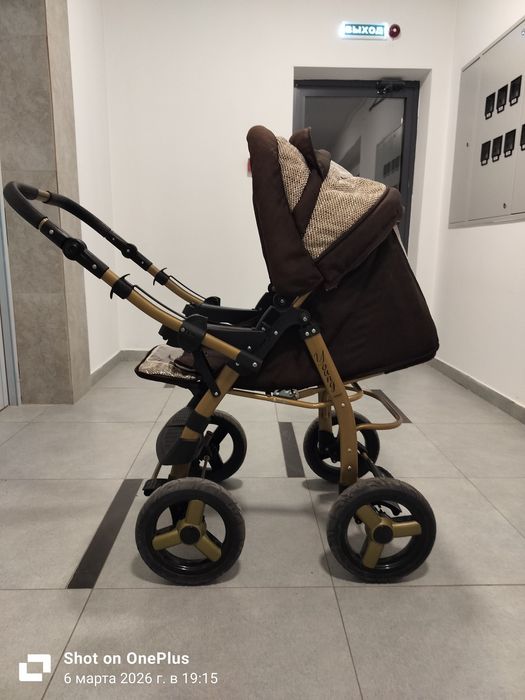 Продам почти новую Коляску.