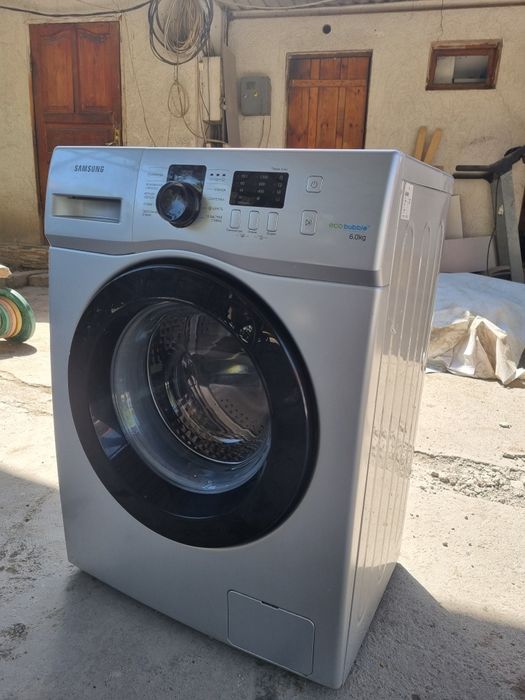 Продоётса Стиральная машина самсунг