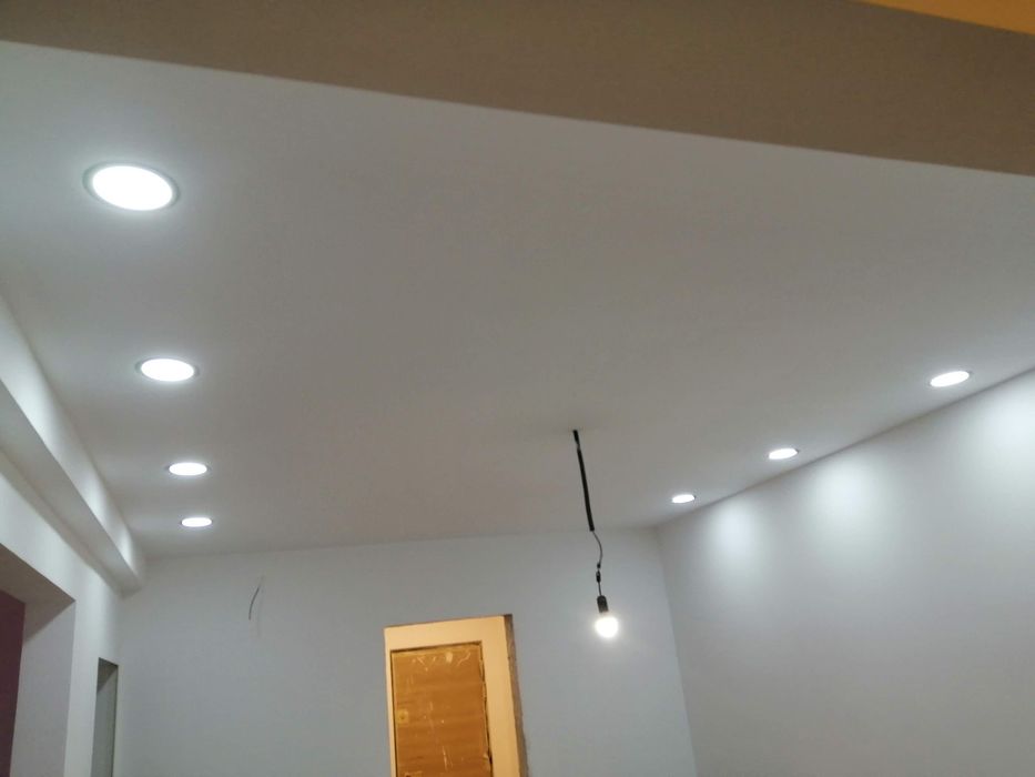 Electrician       24/24h