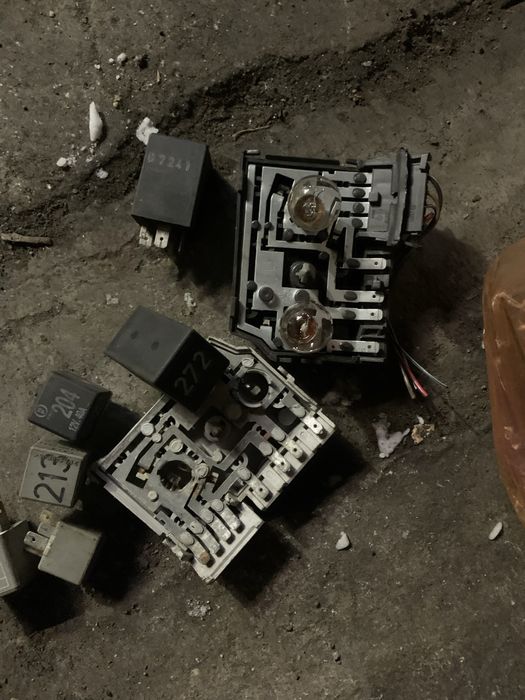 Продам запчасти ауди 80 б4