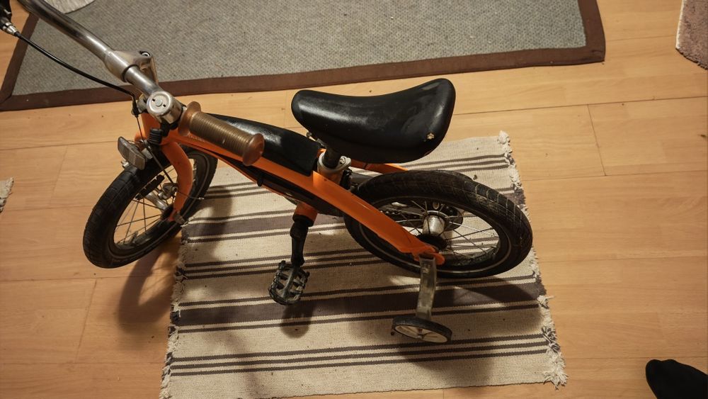 Vând bicicleta copii