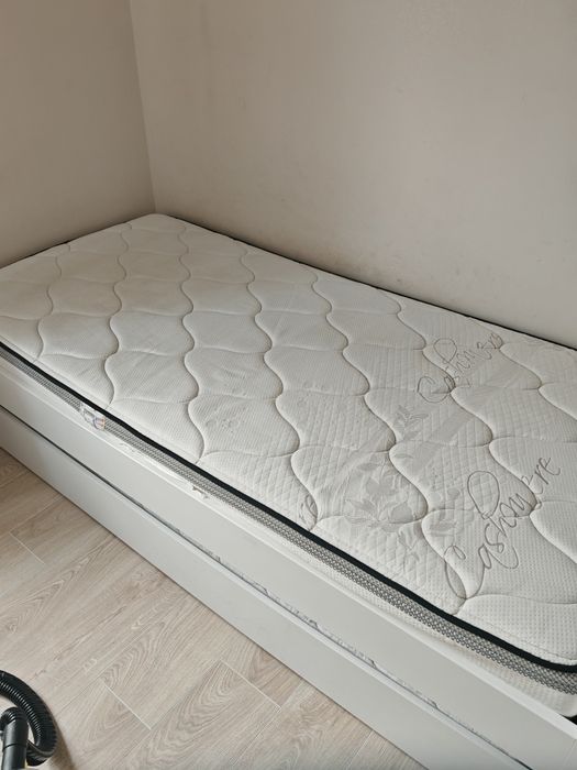 Професионално почистване на мека мебел във Варна