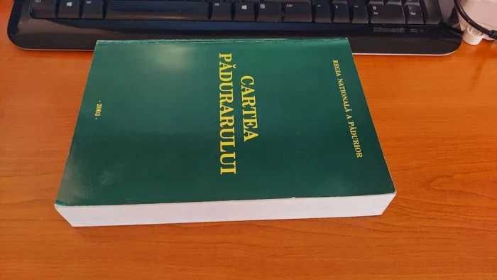 Cartea Padurarului - Anul 2003 - Milescu . Simionescu Rosianu