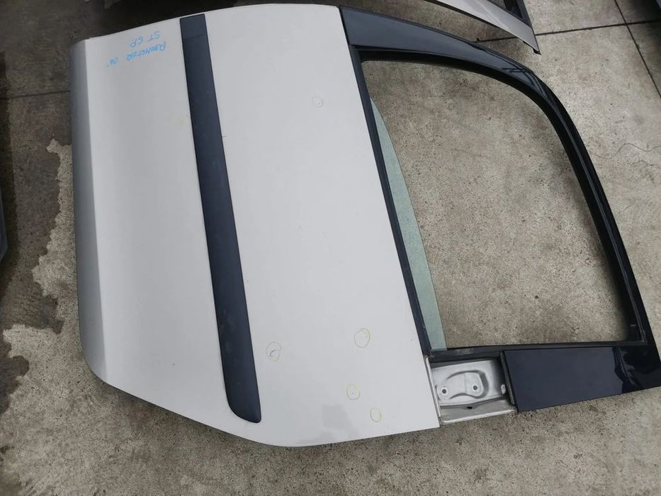 usa portiera stanga spate  skoda roomster 5j 2006