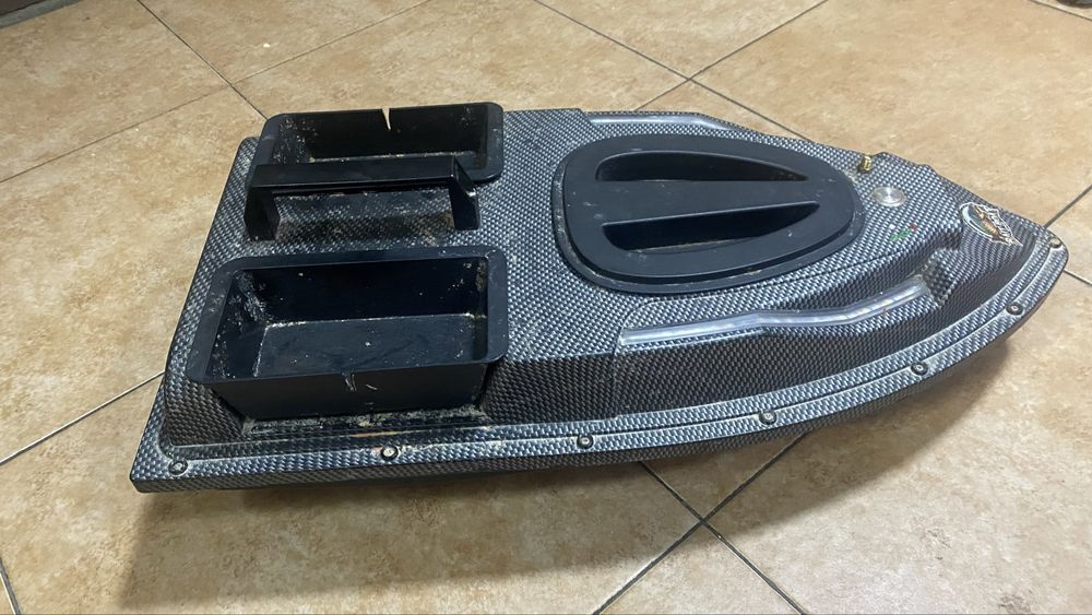 navomodel  cu gps si pilot automat