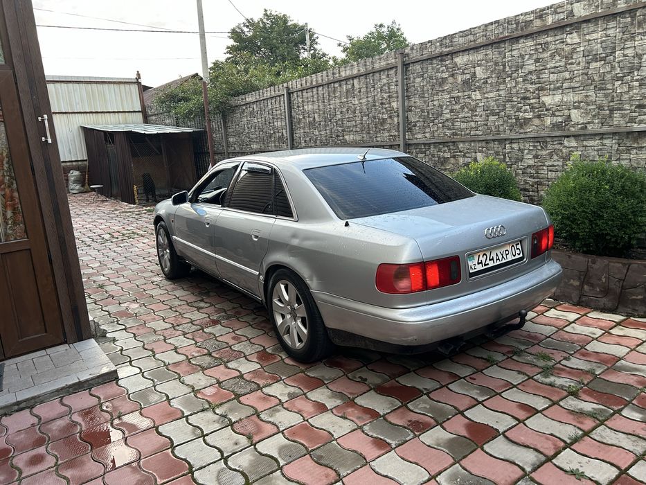 Продам Audi a8 3.7
