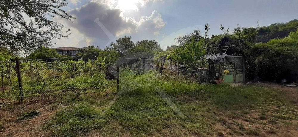 Продава се Къща в с. Осеново, Област Варна - 386 кв.м за 169 €/кв.м - Снимка #6