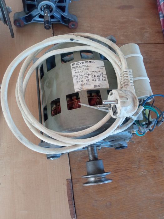 Ел мотори за перални машини