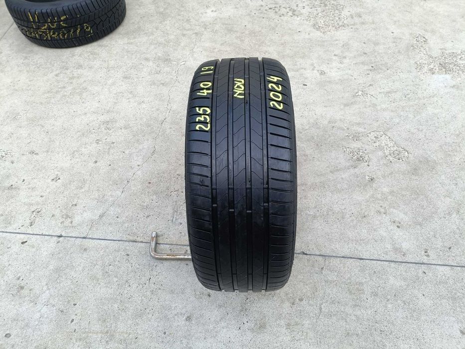 O anvelopa noua de vara 235 40 19 bridgestone turanza 6 dot 2024
