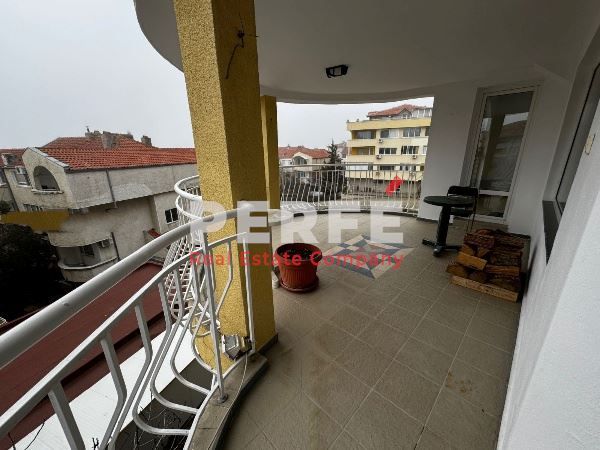 Продава се Двустаен апартамент в Свети Влас - 116 кв.м за 1164 €/кв.м - Снимка #2